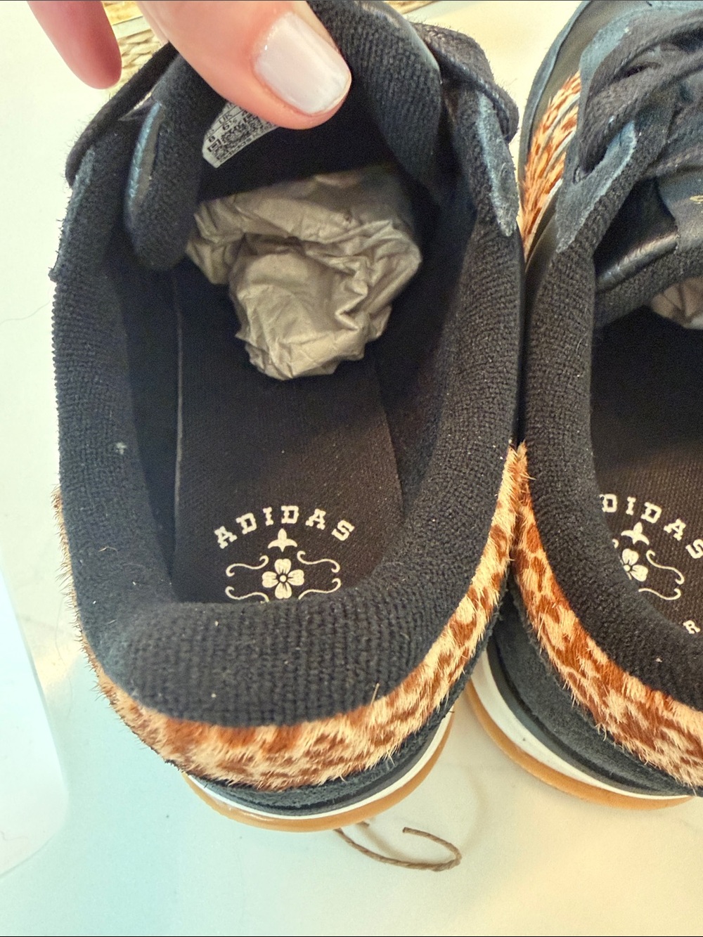 adidas retro comfort Black Sneakers with Leopard Print Stripes (sz8) - Picture 11 of 12
